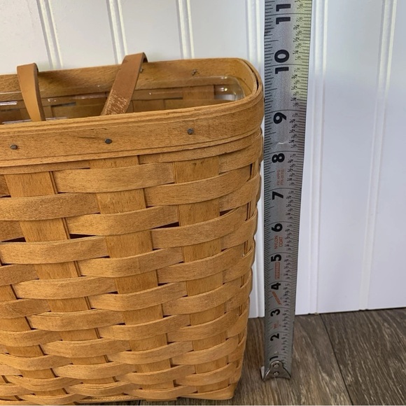 Vintage Longaberger Wall Hanging Tall Key Basket 9.5" Leather Strap & Liner - Picture 2 of 12